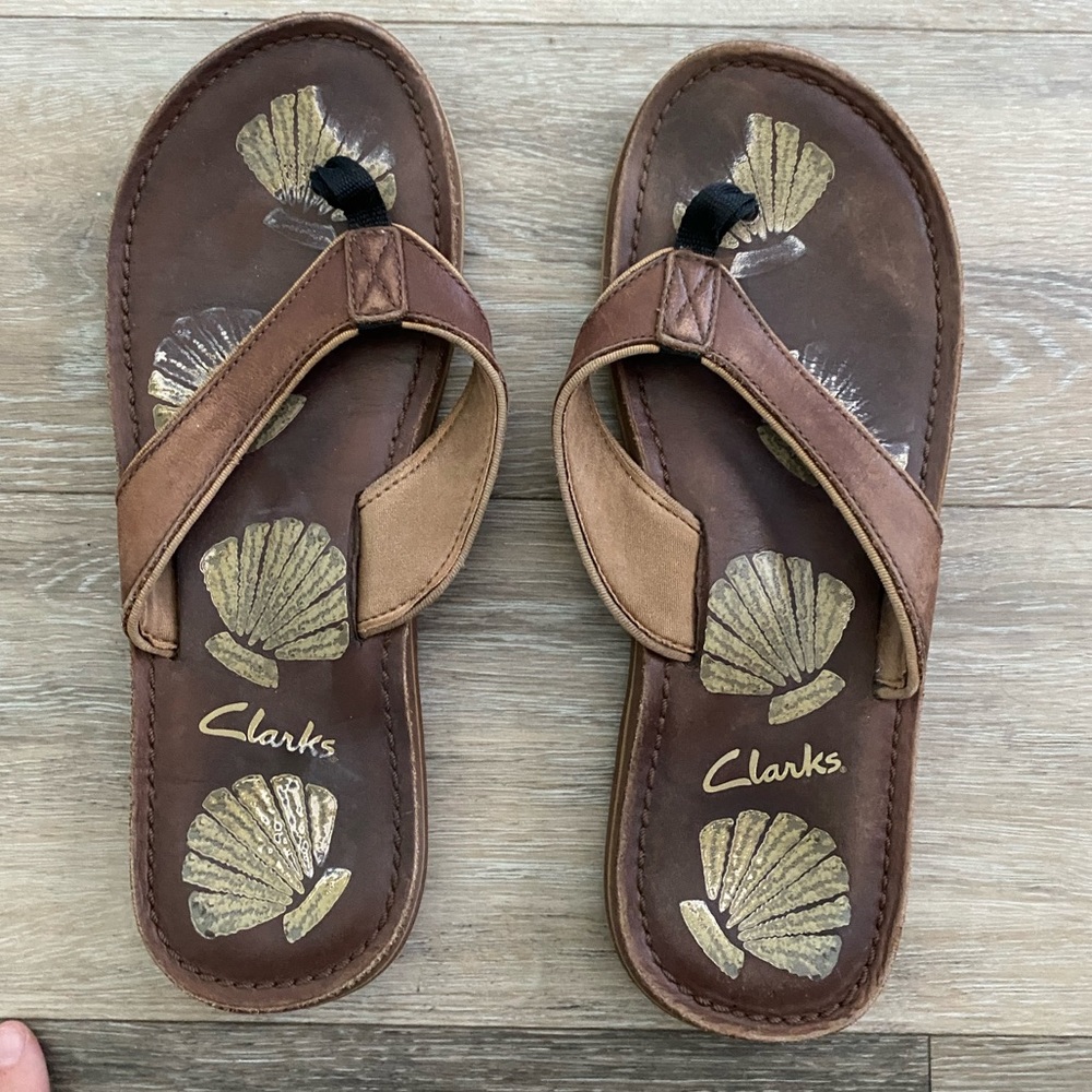 Clark’s Brown Flip Flops